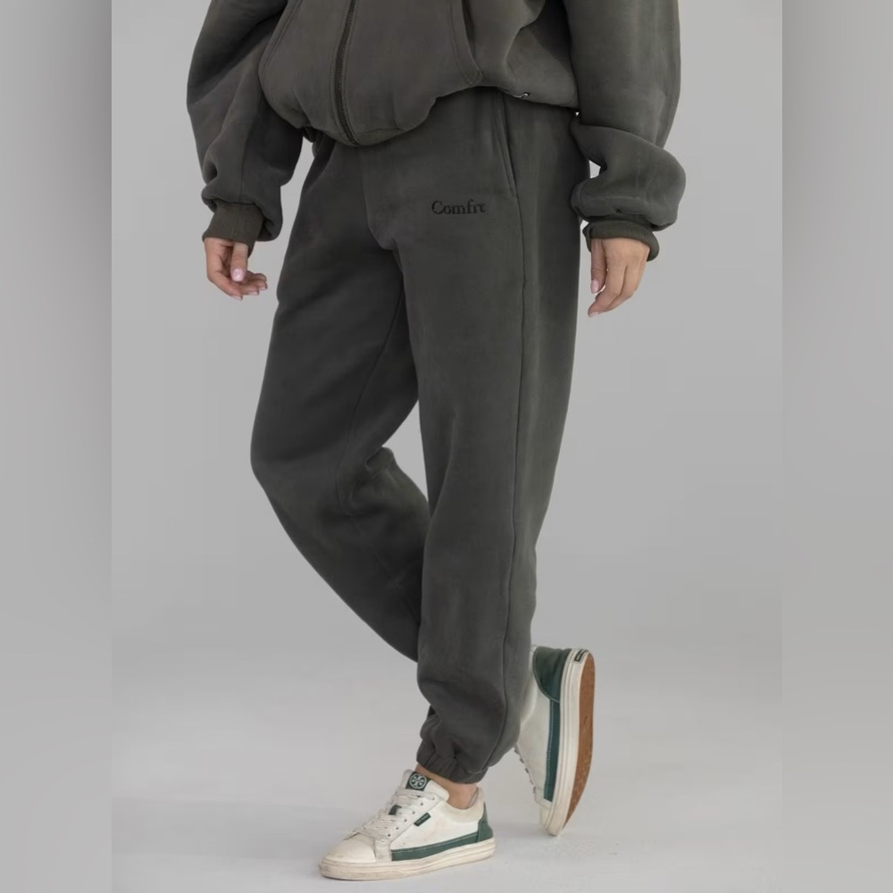 Cloud Sweatpants - Picture 2 of 4